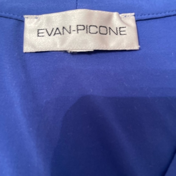 Evan-Picone Blue Top Size M - Picture 2 of 4